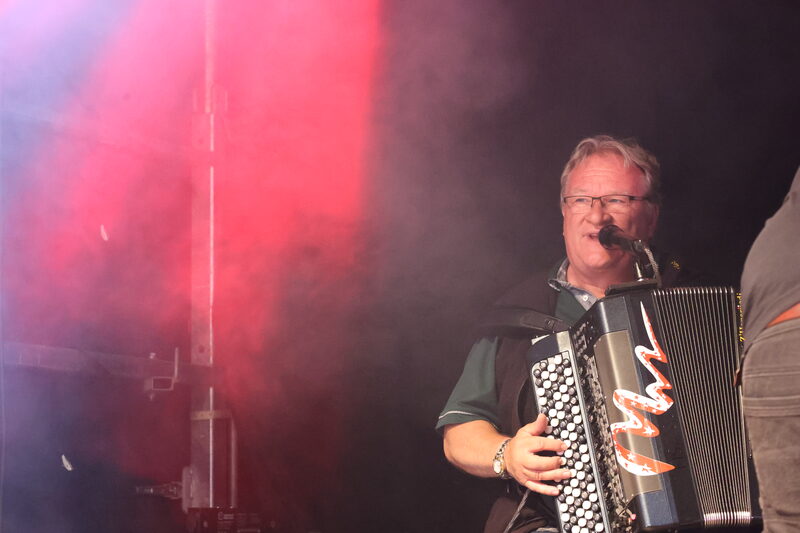 zHansrüedi – Bild 1